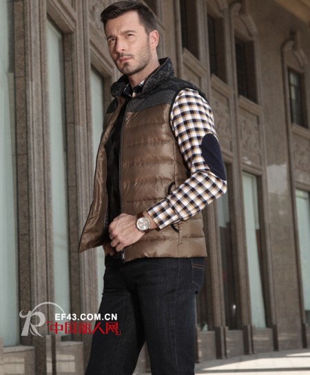 布鲁斯金熊 - PRUCE BEAR