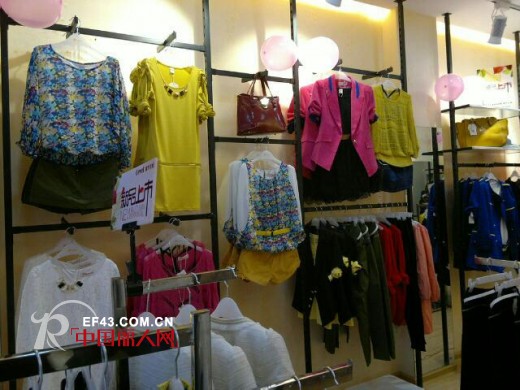 热烈祝贺城市衣柜女装广西南宁武鸣店盛大开业