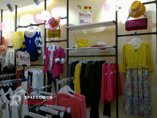 热烈祝贺城市衣柜女装广西南宁武鸣店盛大开业