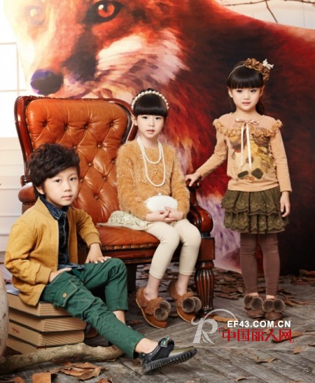 卡其色服装怎么搭配  卡琪屋童装秋冬新款装扮