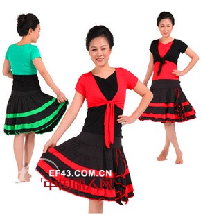 中老年广场舞服装应该如何选择搭配