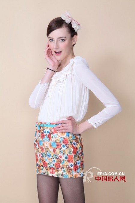 缤纷花朵图案  凭借独特的美丽提升优雅指数