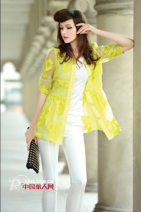 什么颜色的小外套好看 柠檬黄时尚百搭