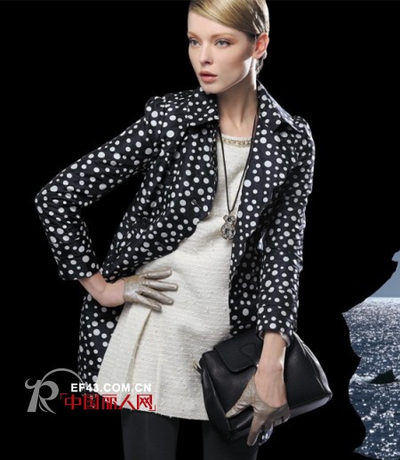 女人就要优雅到老 艺梦来经典时尚尽显优雅