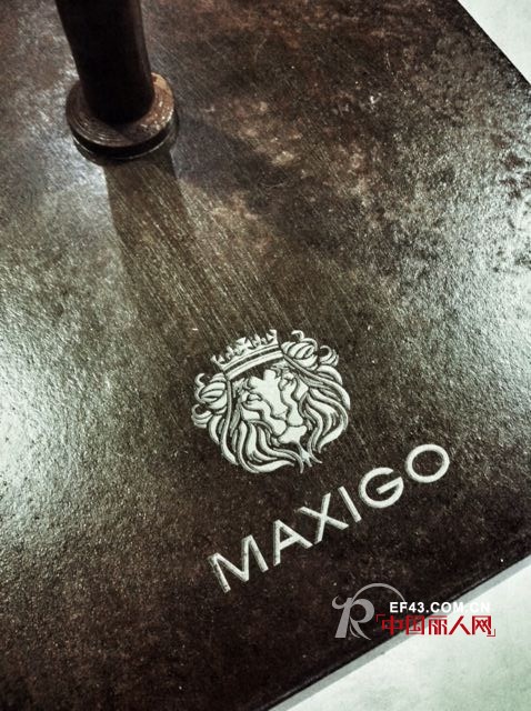 时尚女装品牌玛诗可MAXIGO加盟商用IPad订货