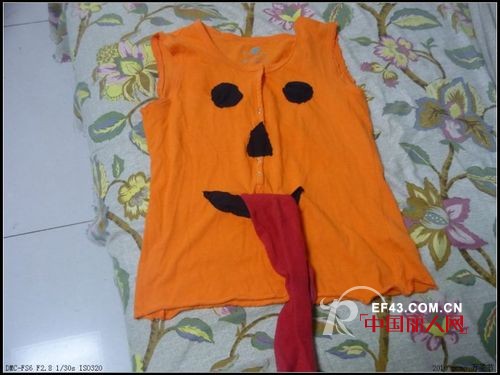 教您旧衣物自制宝宝的万圣节服装
