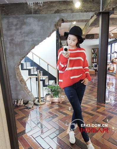 针织衫怎么搭配 条纹针织衫时尚搭配