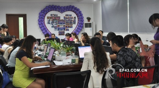 腾飞·瑞法斯2014春夏新品订货会暨营销分享会圆满落下帷幕