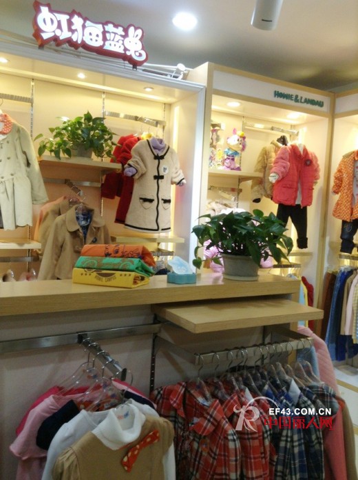 虹猫蓝兔童装湖南代理展厅全新升级装修