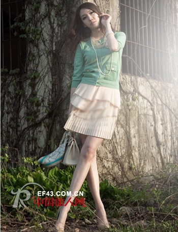 熟女扮嫩 蛋糕裙也能做到