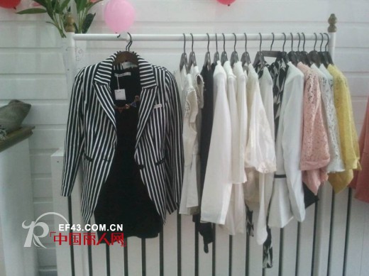 热烈祝贺速品女装山西晋中榆次区新店开业