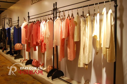 凯伦诗 - karen shen