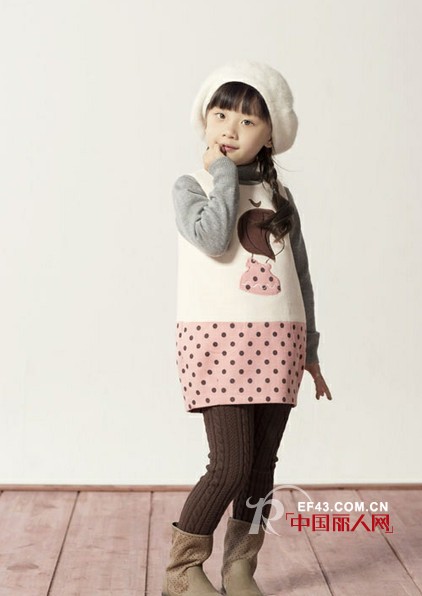 秋季背心裙搭配 时尚潮流从小做起