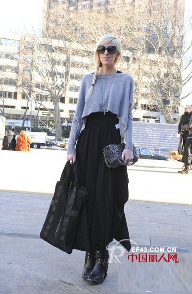 秋季懒人显瘦秘籍 长裙打造完美比例