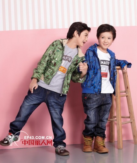 棉服or小外套装扮秋冬温暖装扮整个童年