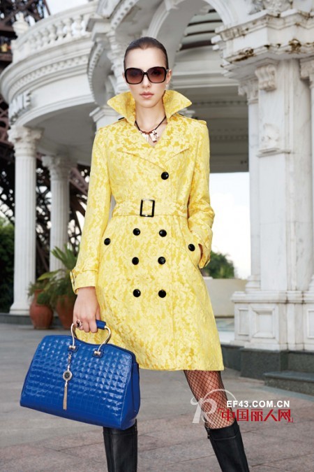 长款风衣怎么搭配 优雅时尚尽显风度与温度