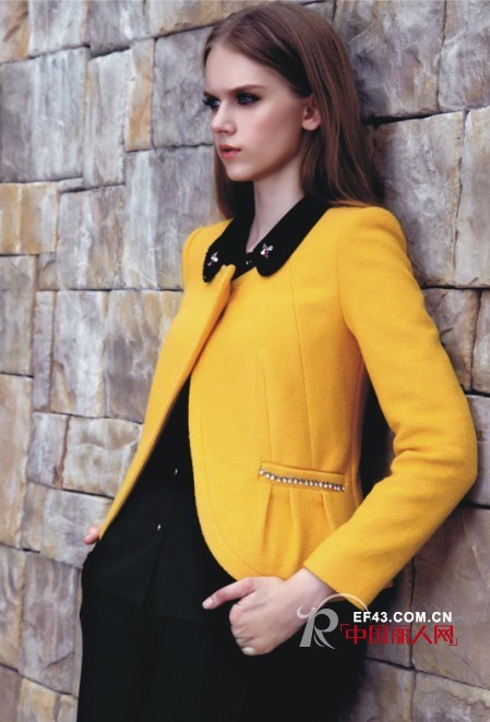 2013新款秋装 优雅小香风短打外套搭配