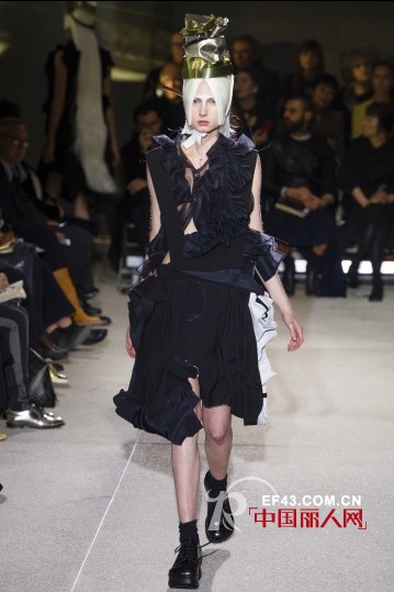 Comme des Garcons   2013女装时尚