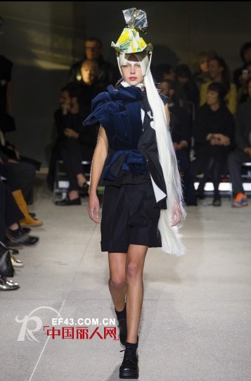 Comme des Garcons   2013女装时尚