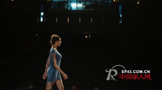 变性人选美大赛   凹凸有致“真女人”