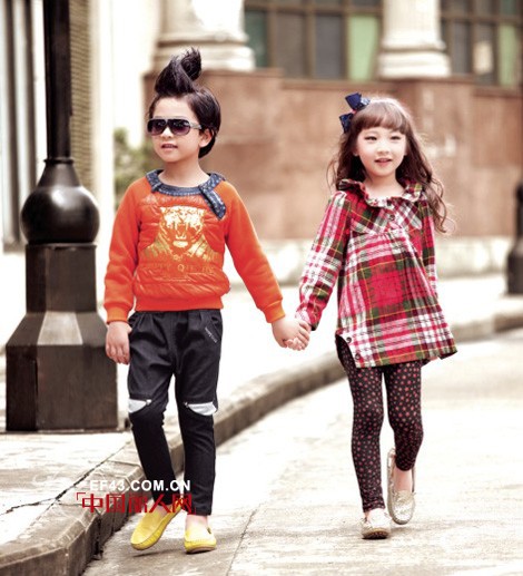 秋装新品 打造秋日街头时尚装扮