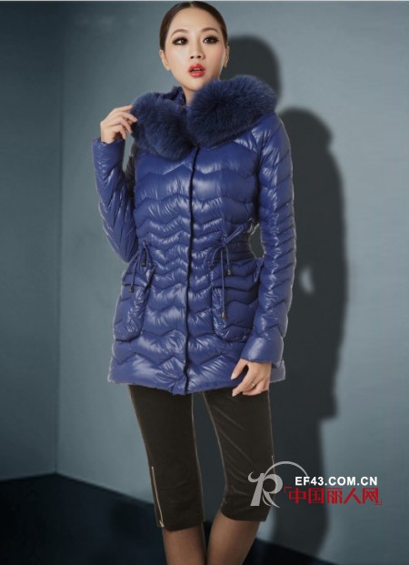 羽绒服哪种款式最流行 欧兰卡冬季新款羽绒服搭配