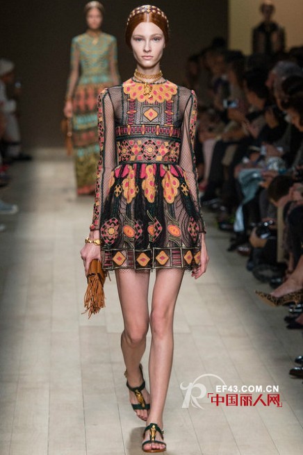Valentino2014春夏系列  古文明在时装上的再现