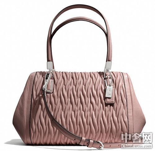 挖掘奢侈品在中国高价背后的影响定价因素