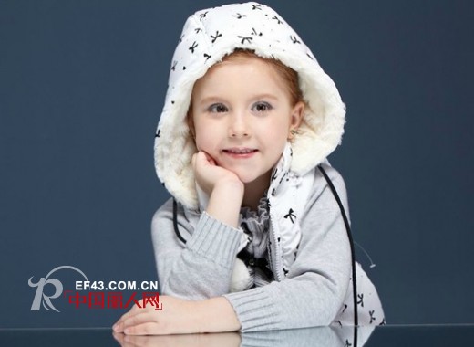 这个季节穿什么款式最流行 wisemi童装秋冬装扮