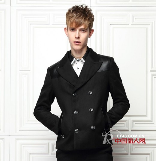 男士秋季毛呢大衣 学院风应该怎么搭