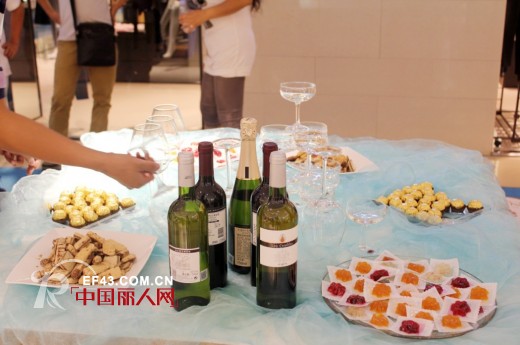 恭黛四川攀枝花德铭阳光店盛大开业