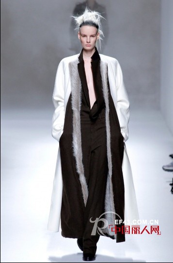 海德·艾克曼 (Haider Ackermann) 2013秋冬女装 强势外表下的柔软心脏