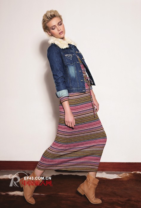 牛仔搭配 应对微凉秋日的优选