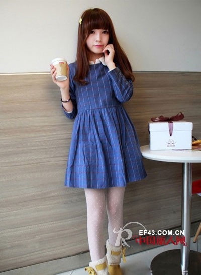 连衣裙秋装 长袖装备温暖秋日