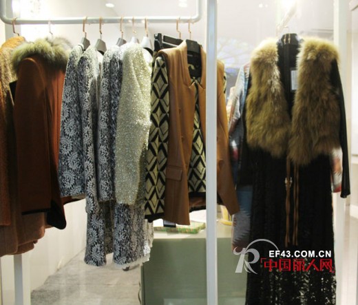 连奴时装A/E品牌江门专卖店隆重开业