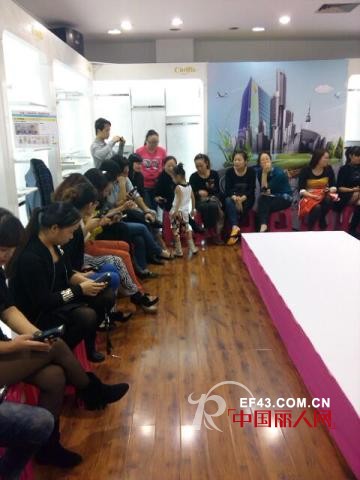 卡儿菲特湖北武汉2014夏季新品订货会圆满落幕