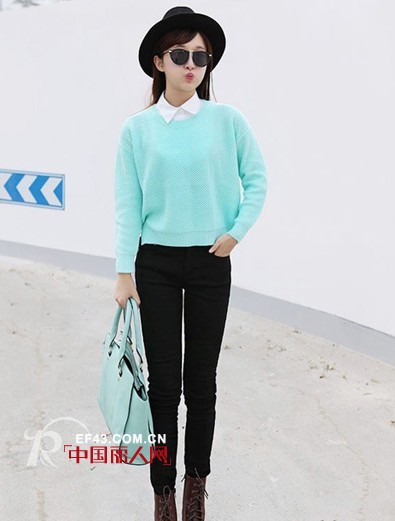 黑色小脚裤装搭配 单品组合甜美无限