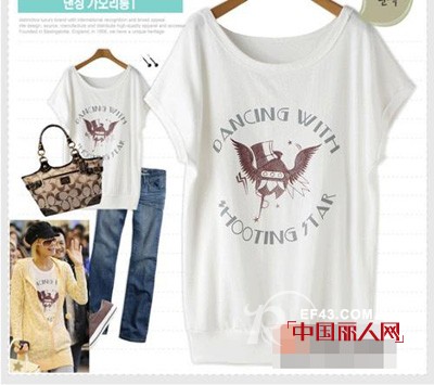 手绘大牌T恤图案 个性时尚两不误