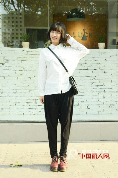 秋季哪种衬衫是最好看的 白衬衫款式搭配让你好看