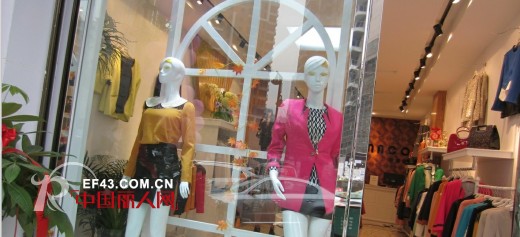 爱妮格女装加盟浪潮又迎来新店开业 贵州遵义店隆重开业