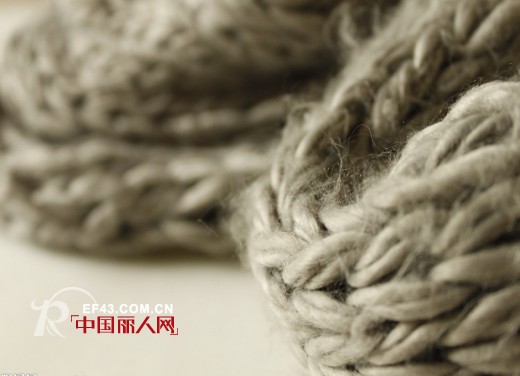 织围巾新手 怎样织出麻花针围巾