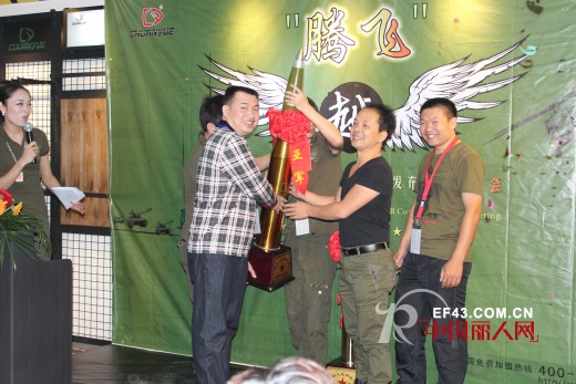 热烈祝贺川越2014春夏新品发布会圆满成功