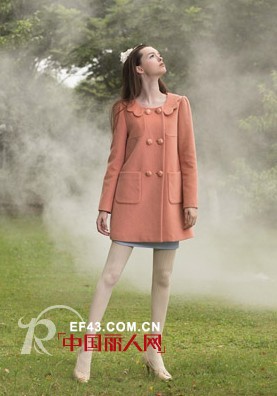毛呢大衣外套  大女人也能小清新
