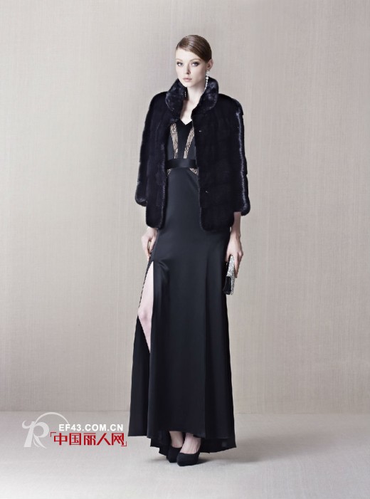 ELLASSAY奢华复古风潮来袭  凸显女人独特韵味