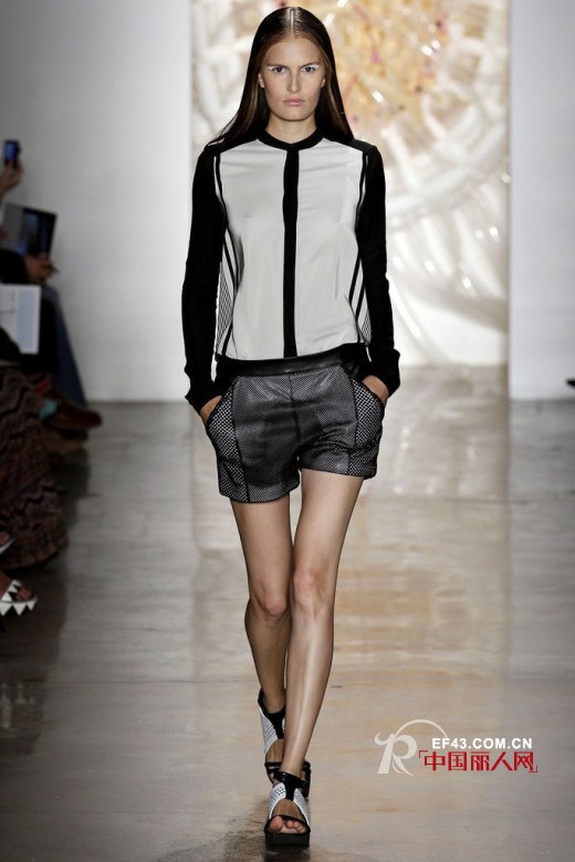 Ohne Titel 2013新款女装   几何裁剪的灵魂