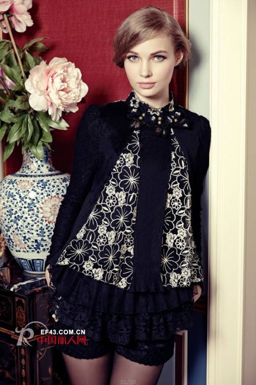 刺绣 印花 撞色拼接  木帛女装2013秋冬新品
