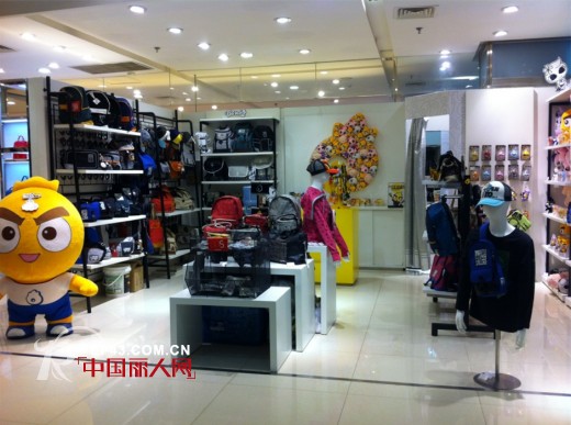 缤果动漫童装大举进攻商场专柜 多地新店盛大揭幕