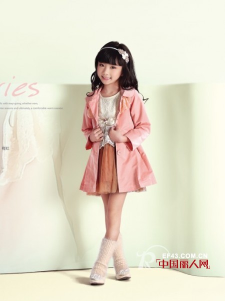 现在适合穿什么样的外套 长款小外套搭配