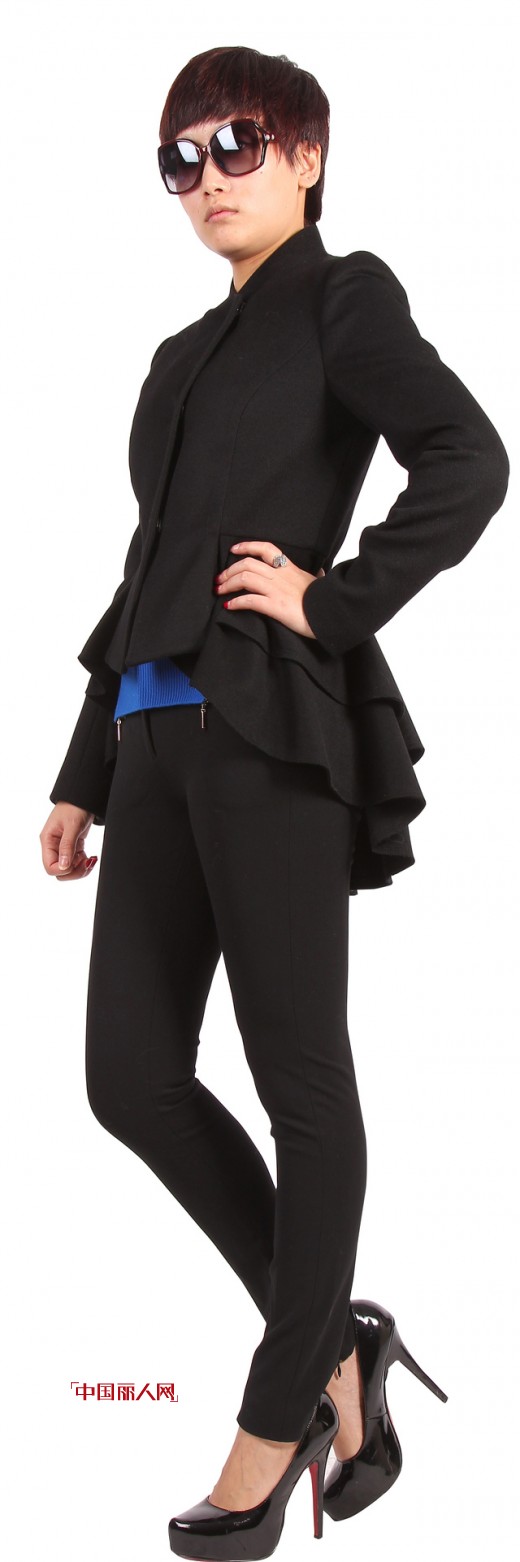 【风尚穿搭】看黑色搭配如何塑造不同的视觉形象