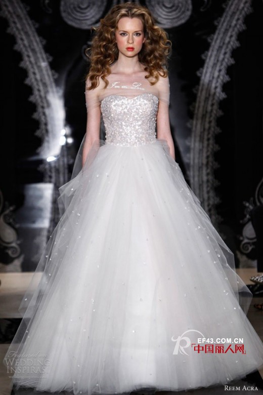 浪漫蕾丝伞:雷姆·阿克拉 (Reem Acra) 2014春夏婚纱系列